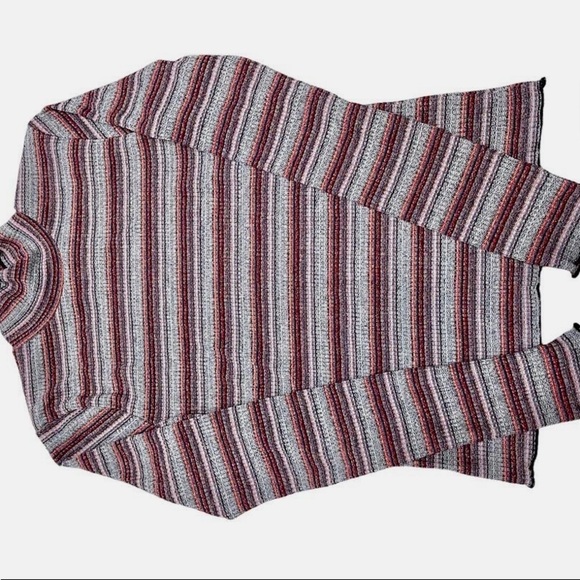 𝅺art Cla Girl' Lettuce Edge Mock Neck Top - Picture 2 of 2